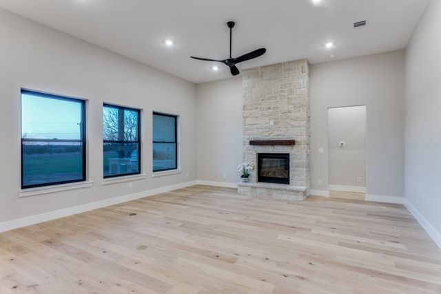 6306 Starlight Ranch Road, Godley, TX 76044