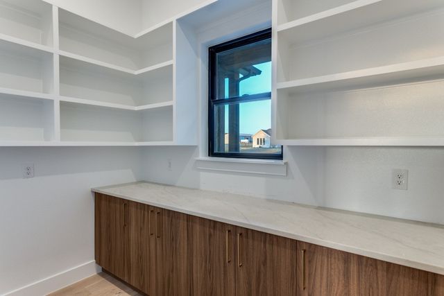 6306 Starlight Ranch Road, Godley, TX 76044