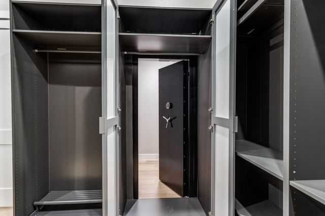 6306 Starlight Ranch Road, Godley, TX 76044