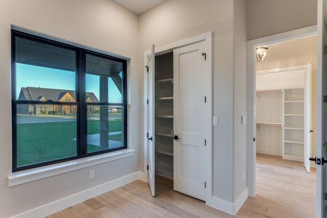 6306 Starlight Ranch Road, Godley, TX 76044