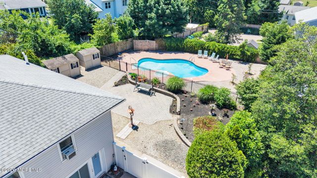 517 Riverwood Park, Point Pleasant, NJ 08742