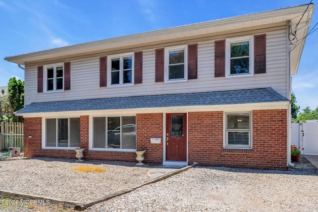 517 Riverwood Park, Point Pleasant, NJ 08742