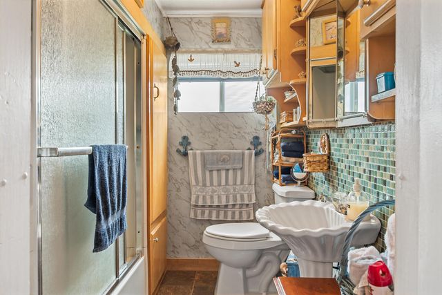 1455 VT Route 102, Canaan, VT 05903