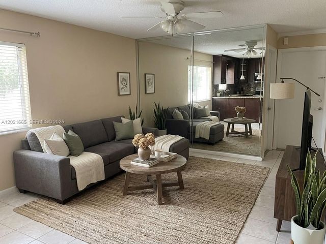 8801 SW 9th Ct, Pembroke Pines, FL 33025