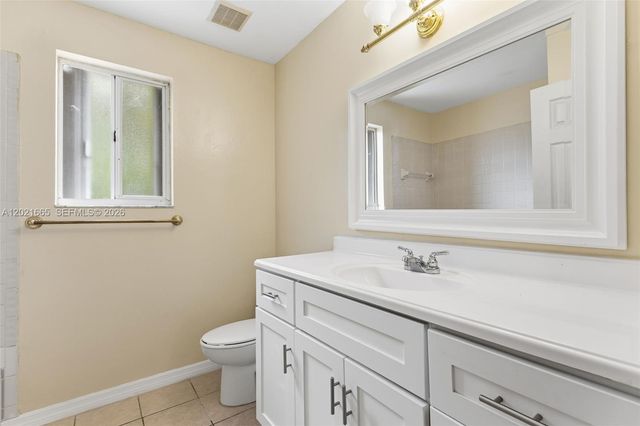 8801 SW 9th Ct, Pembroke Pines, FL 33025