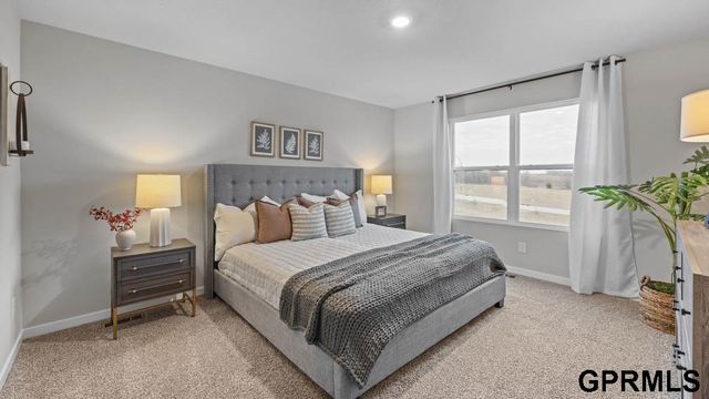 7205 S 204th Avenue, Gretna, NE 68028