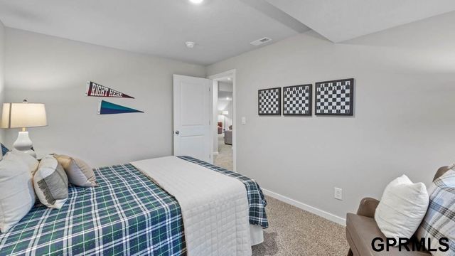 7205 S 204th Avenue, Gretna, NE 68028