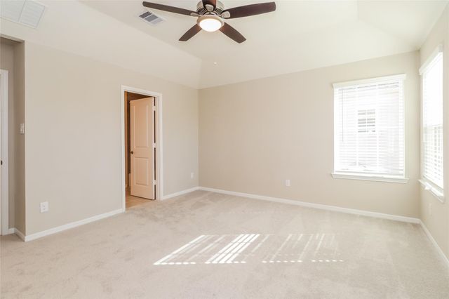 9845 Crescent Cove Drive, Montgomery, TX 77356