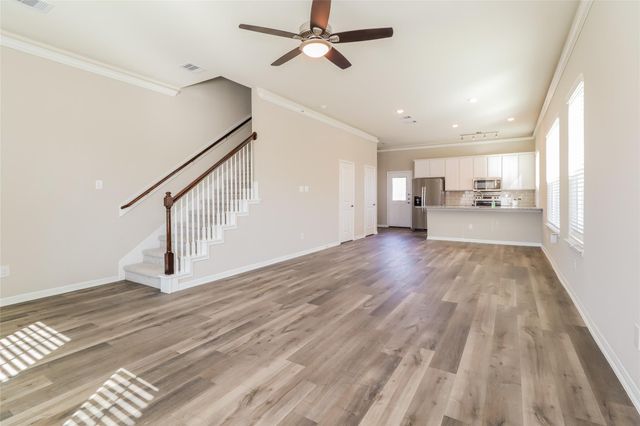 9845 Crescent Cove Drive, Montgomery, TX 77356