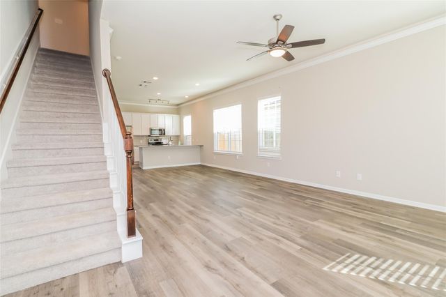 9845 Crescent Cove Drive, Montgomery, TX 77356