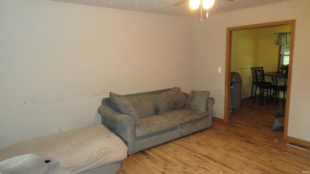 5144 Virginia Drive, Newburgh, IN 47630
