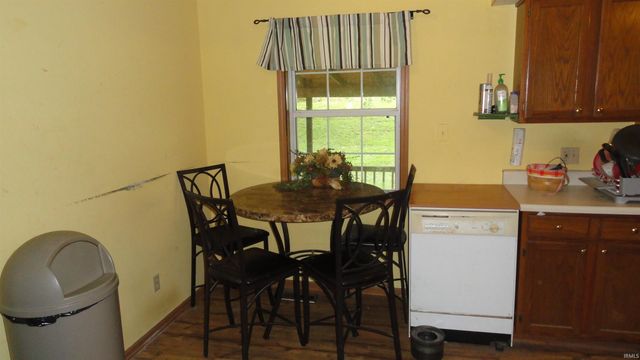 5144 Virginia Drive, Newburgh, IN 47630