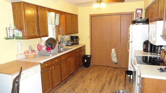 5144 Virginia Drive, Newburgh, IN 47630