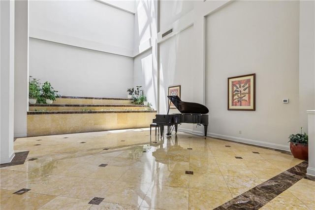 1280 W Peachtree Street NW 2504, Atlanta, GA 30309
