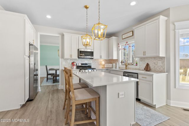 29 Tasha Lane, Howell, NJ 07731