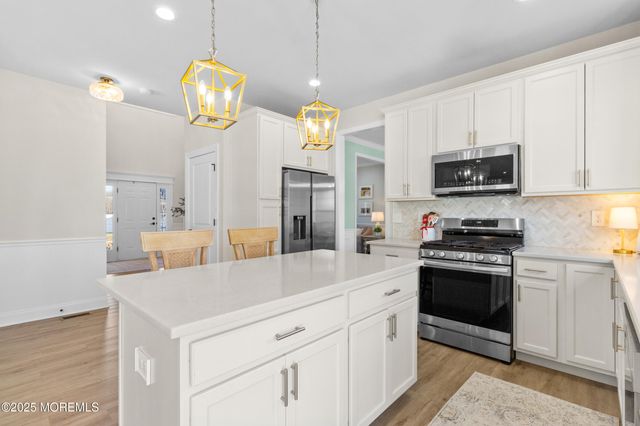 29 Tasha Lane, Howell, NJ 07731