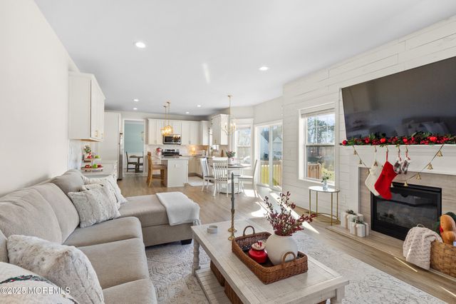 29 Tasha Lane, Howell, NJ 07731