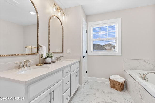 29 Tasha Lane, Howell, NJ 07731