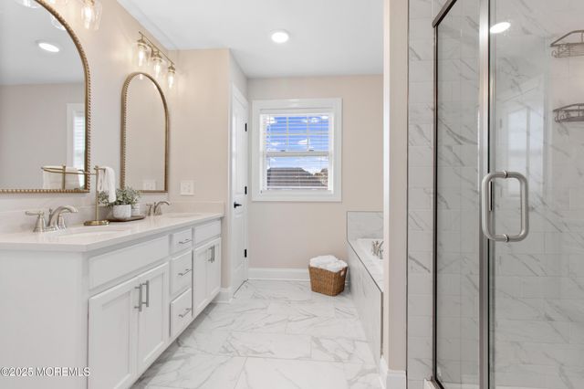 29 Tasha Lane, Howell, NJ 07731