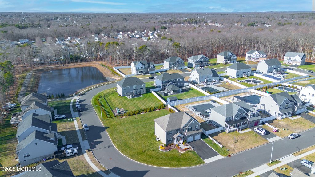 29 Tasha Lane, Howell, NJ 07731