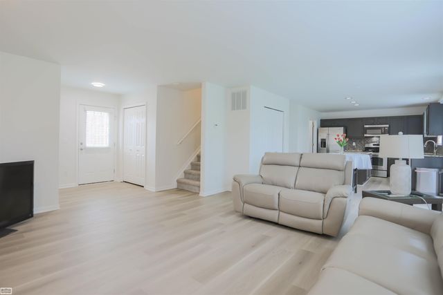 17889 Troon Trail, Macomb Twp, MI 48042