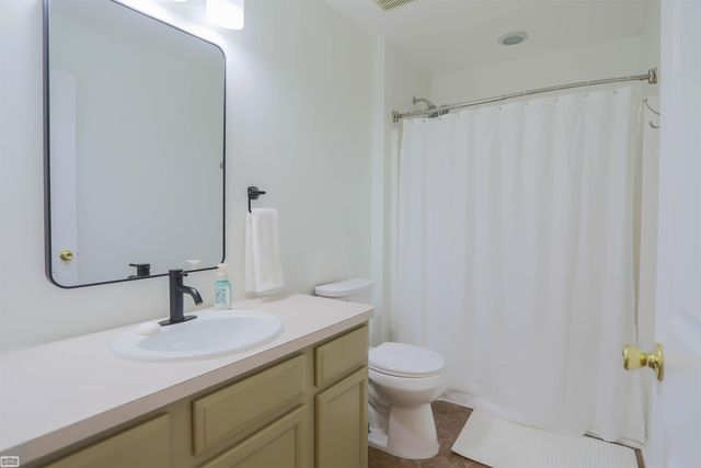 17889 Troon Trail, Macomb Twp, MI 48042