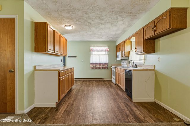 1545 Greenbriar Rd, Mt Washington, KY 40047