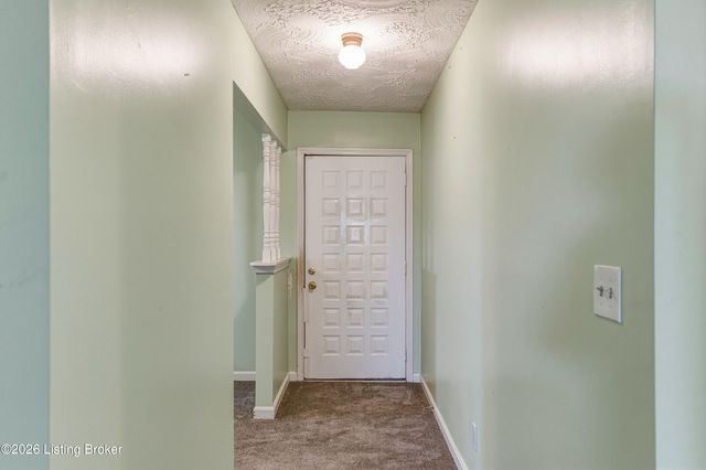 1545 Greenbriar Rd, Mt Washington, KY 40047