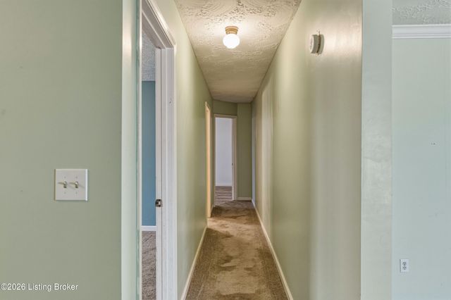 1545 Greenbriar Rd, Mt Washington, KY 40047