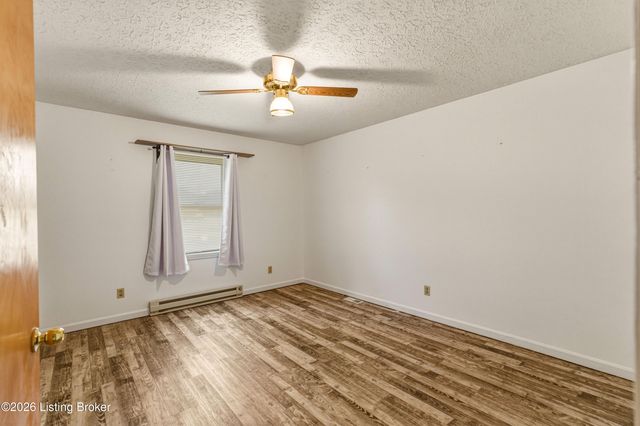 1545 Greenbriar Rd, Mt Washington, KY 40047
