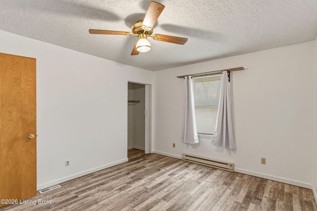 1545 Greenbriar Rd, Mt Washington, KY 40047