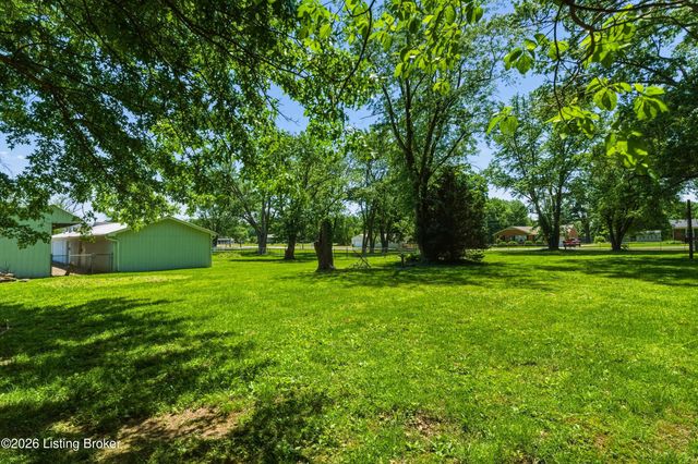1545 Greenbriar Rd, Mt Washington, KY 40047