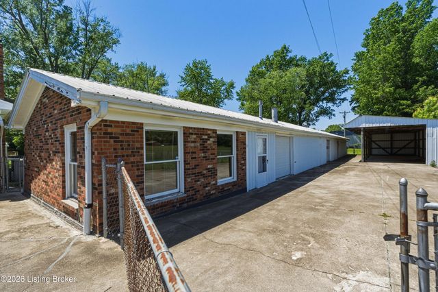 1545 Greenbriar Rd, Mt Washington, KY 40047