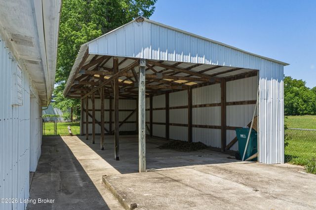 1545 Greenbriar Rd, Mt Washington, KY 40047