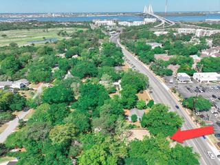 295 W Coleman Boulevard, Mount Pleasant, SC 29464