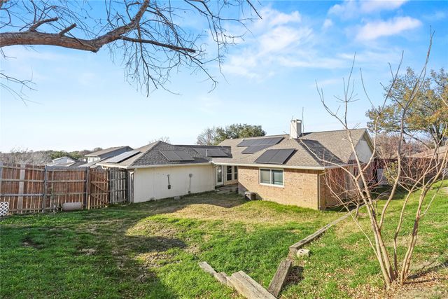 1614 Chesterfield Drive, Carrollton, TX 75007