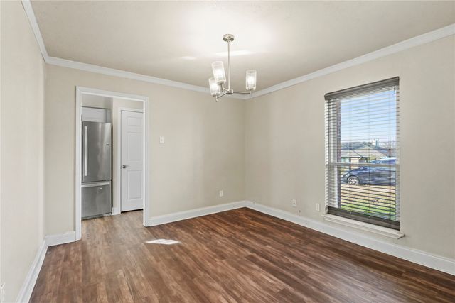 1614 Chesterfield Drive, Carrollton, TX 75007