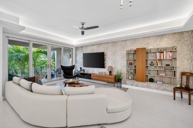 244 Garden Court, Lauderdale-By-The-Sea, Lauderdale By The Sea, FL 33308