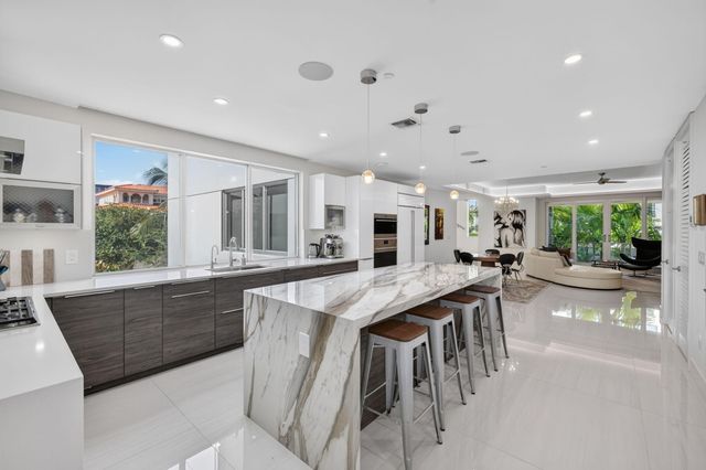 244 Garden Court, Lauderdale-By-The-Sea, Lauderdale By The Sea, FL 33308