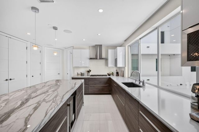 244 Garden Court, Lauderdale-By-The-Sea, Lauderdale By The Sea, FL 33308