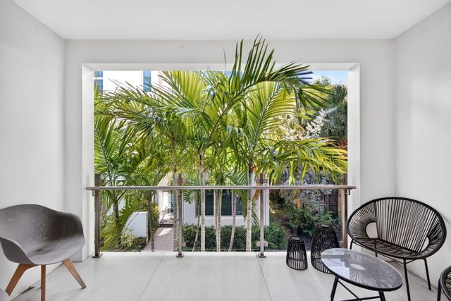 244 Garden Court, Lauderdale-By-The-Sea, Lauderdale By The Sea, FL 33308