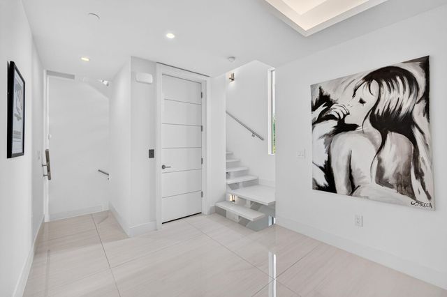 244 Garden Court, Lauderdale-By-The-Sea, Lauderdale By The Sea, FL 33308
