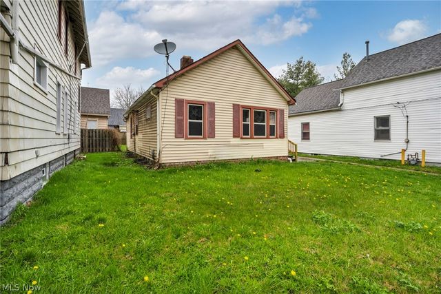 6610 Clark Avenue, Cleveland, OH 44102