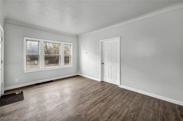 6610 Clark Avenue, Cleveland, OH 44102