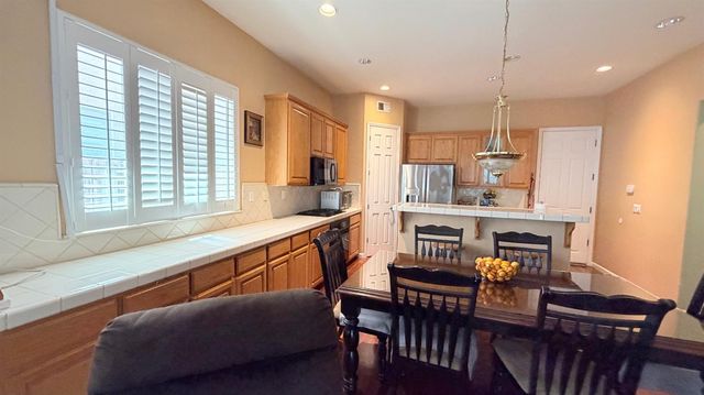 3627 Wild Oak Dr, Ceres, CA 95307