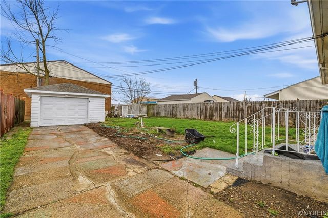 109 Chauncey Street, Buffalo, NY 14206