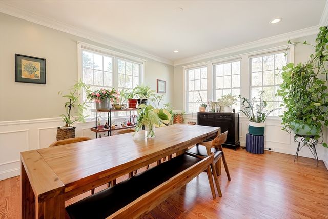 1 Honeysuckle Cir, Hopkinton, MA 01748