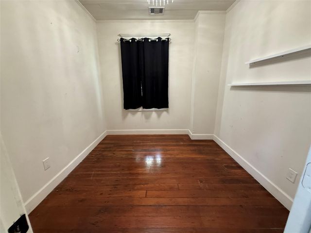 1213 32nd Street, Galveston, TX 77550