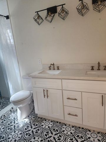 1213 32nd Street, Galveston, TX 77550