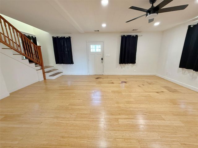 1213 32nd Street, Galveston, TX 77550